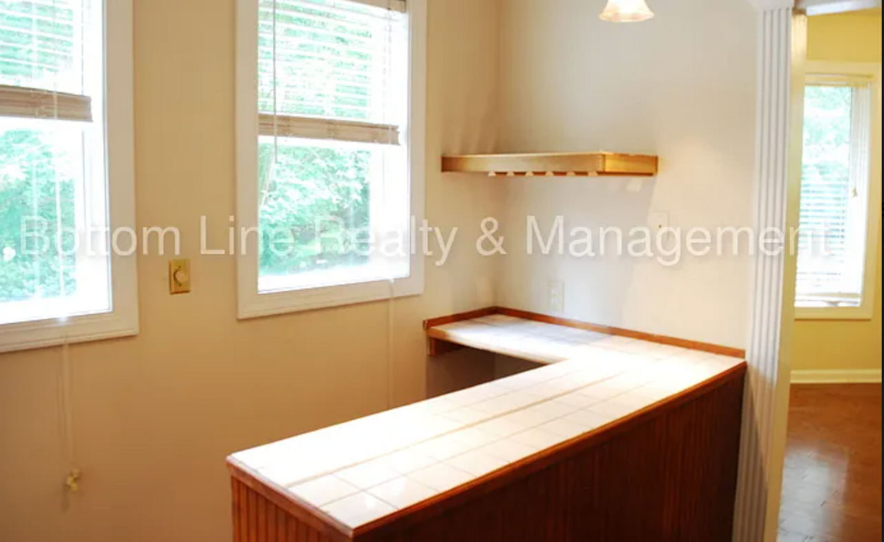 7800 Ocala Rd #B - Photo 7 of 19