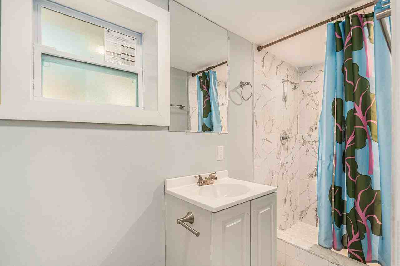 Alva Dr - Photo 2 of 8