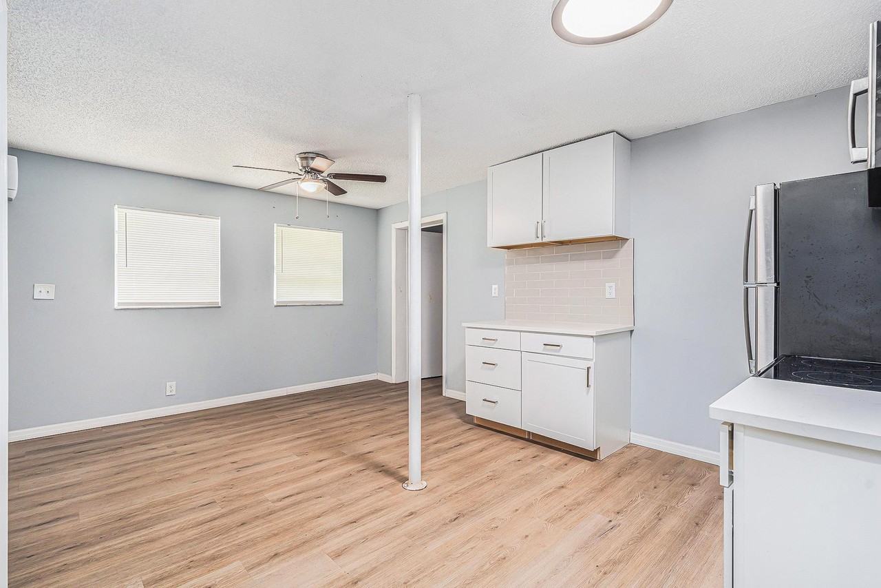 Alva Dr - Photo 7 of 8