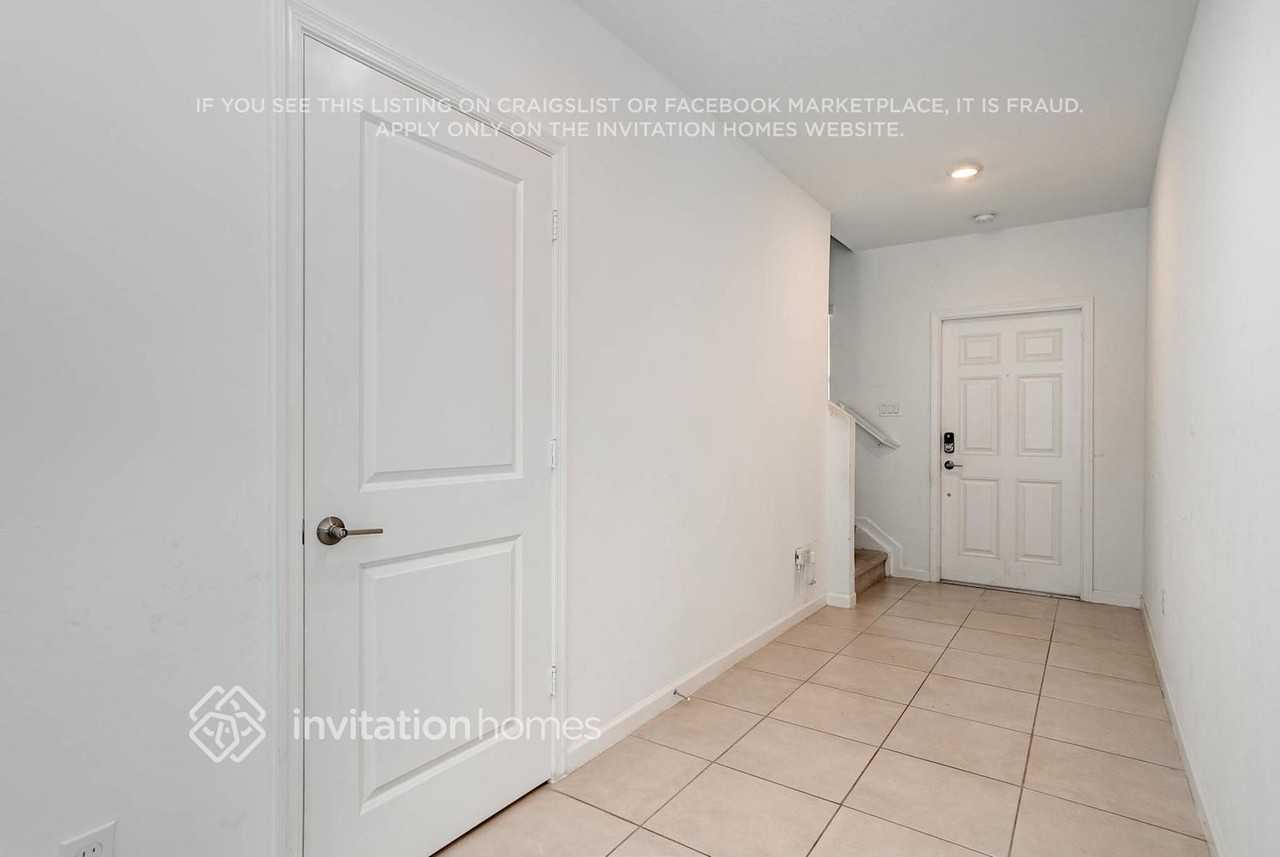 1760 Diablo Circle Southwest - Photo 3 of 36