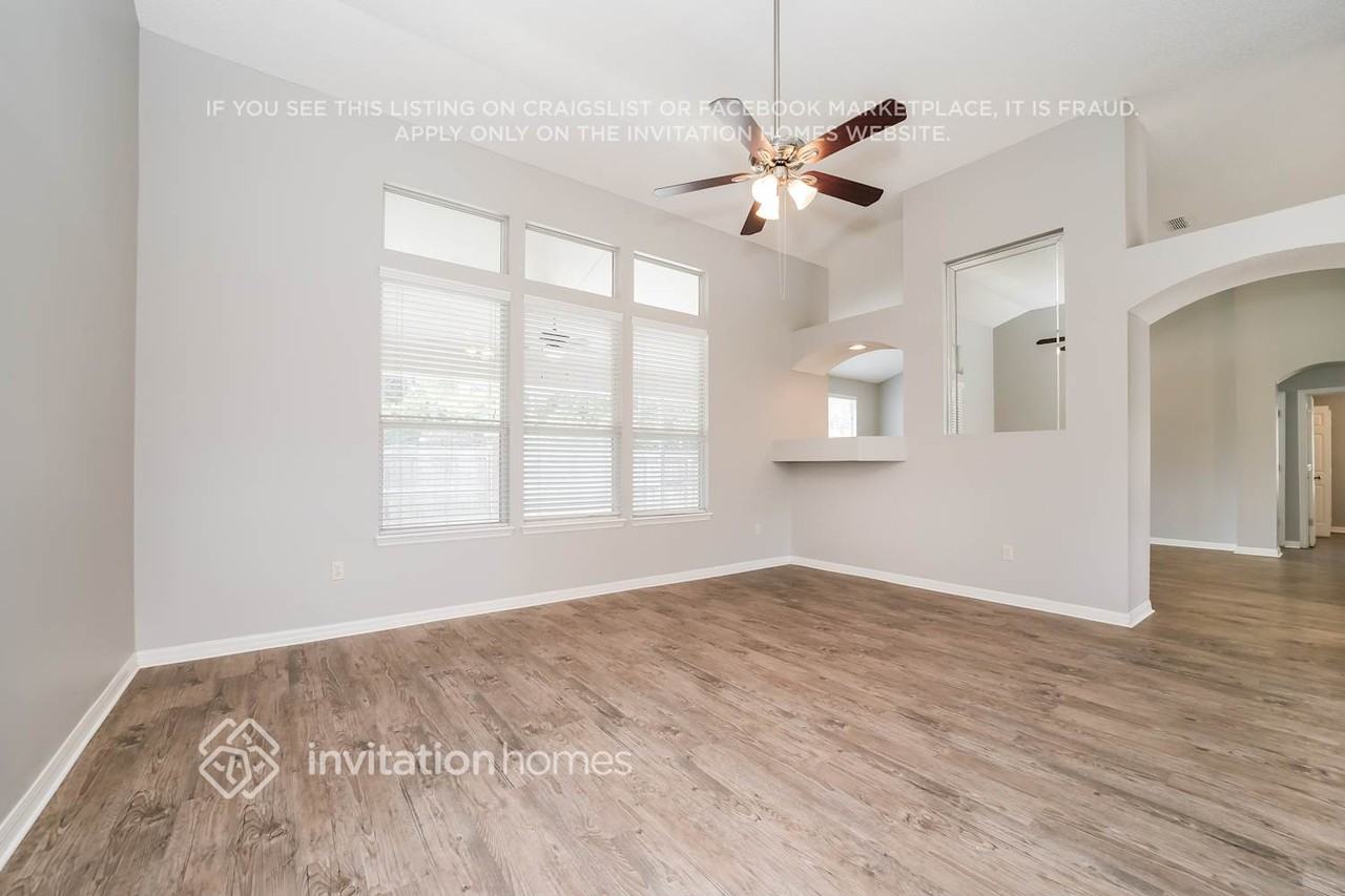 1588 Winston Lane - Photo 3 of 16