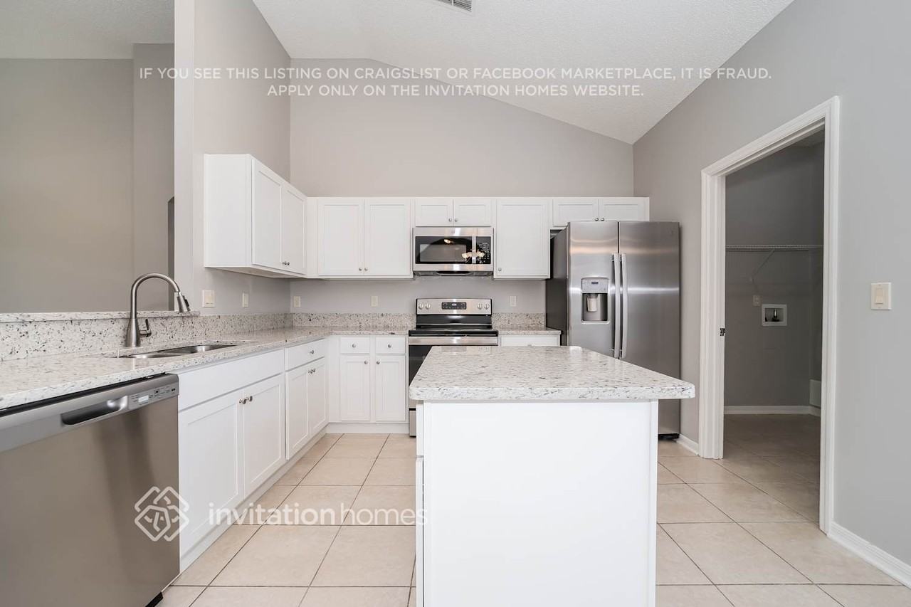 1588 Winston Lane - Photo 6 of 16