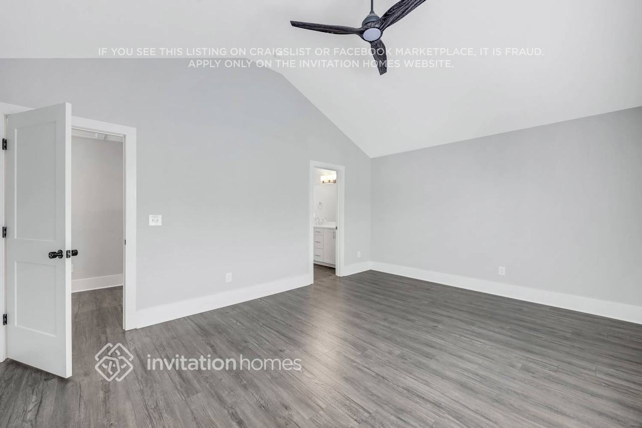 240 Founders Ln - Photo 7 of 15