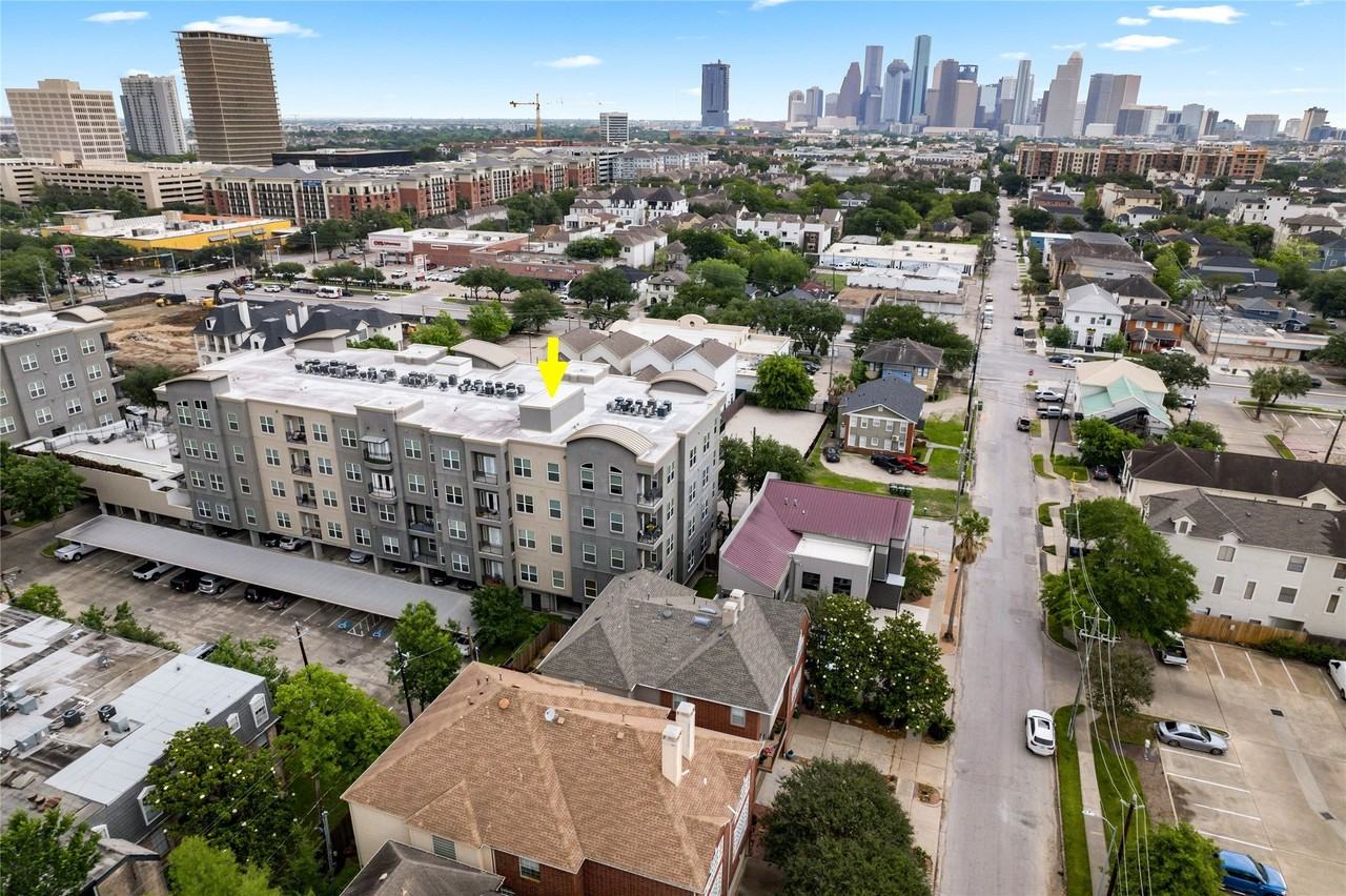 1010 Rosine St - Photo 5 of 30