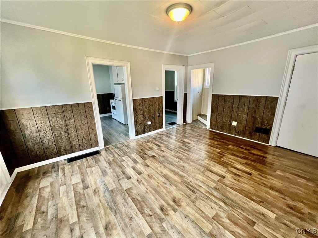 164 West Bridge Street - Photo 2 of 11