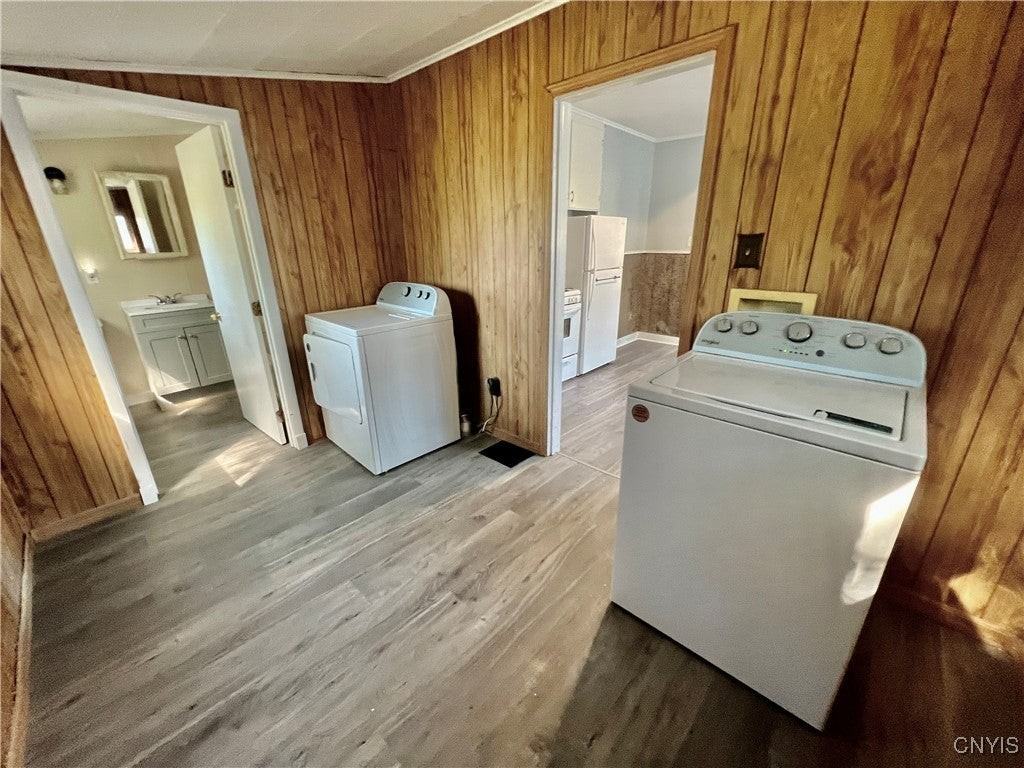 164 West Bridge Street - Photo 5 of 11