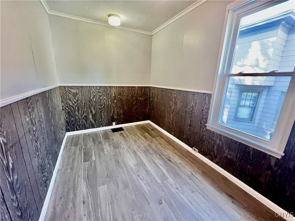 164 West Bridge Street - Photo 7 of 11