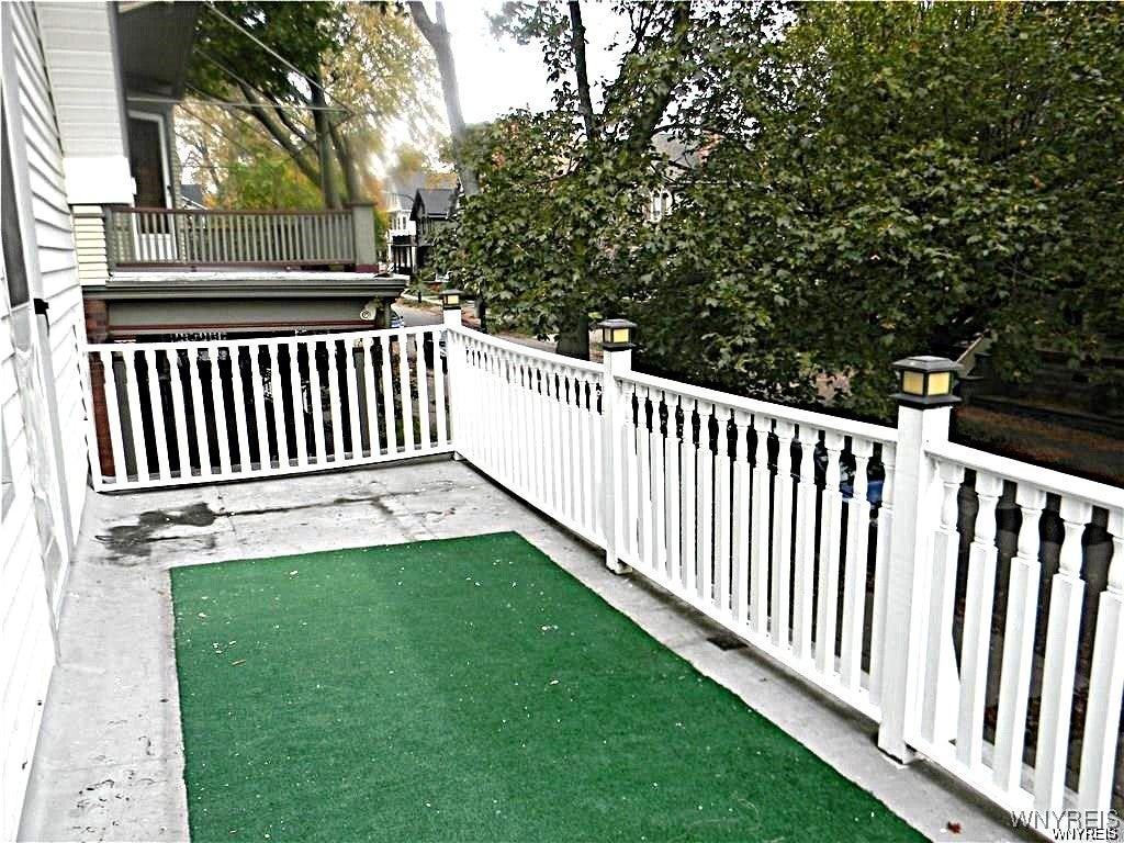 116 College St - Photo 3 of 15