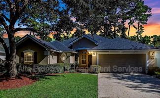 featured image of 701 Lake Stone Cir