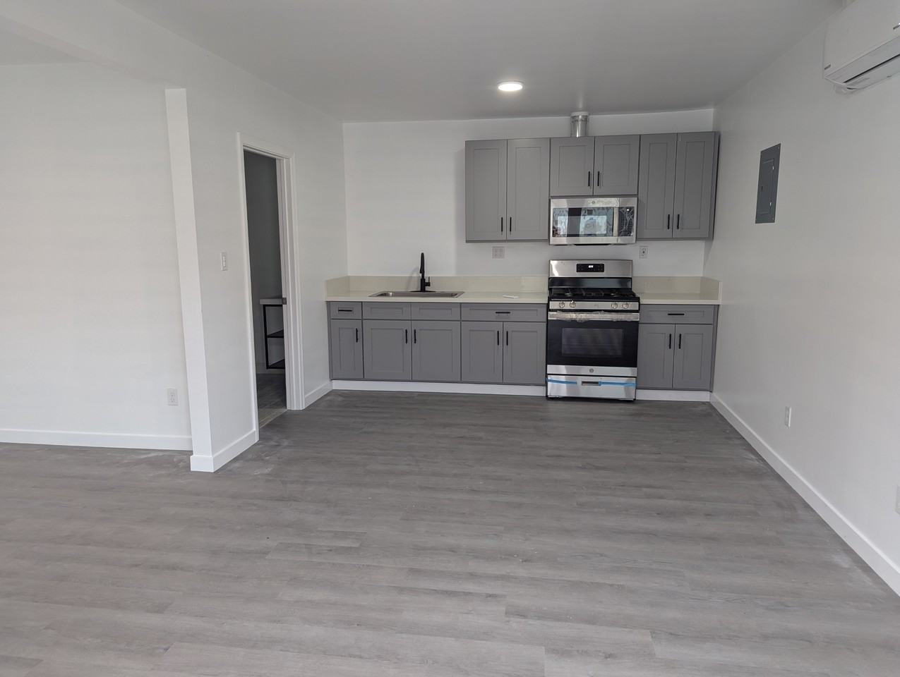 1750 Colorado Blvd #H2 - Photo 2 of 6