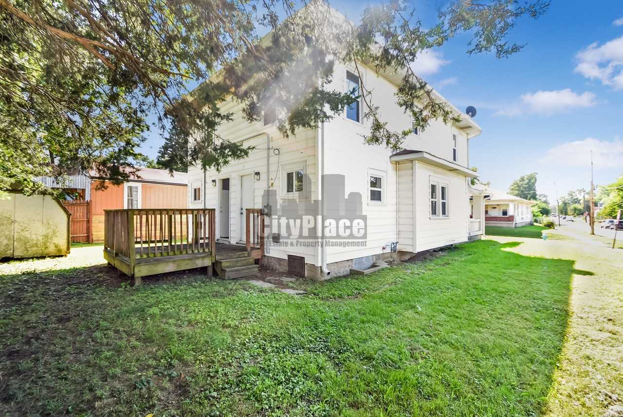 227 S Dearborn St - Photo 6 of 22