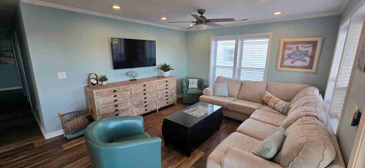 106 Ocean View Ave #A - Photo 7 of 18