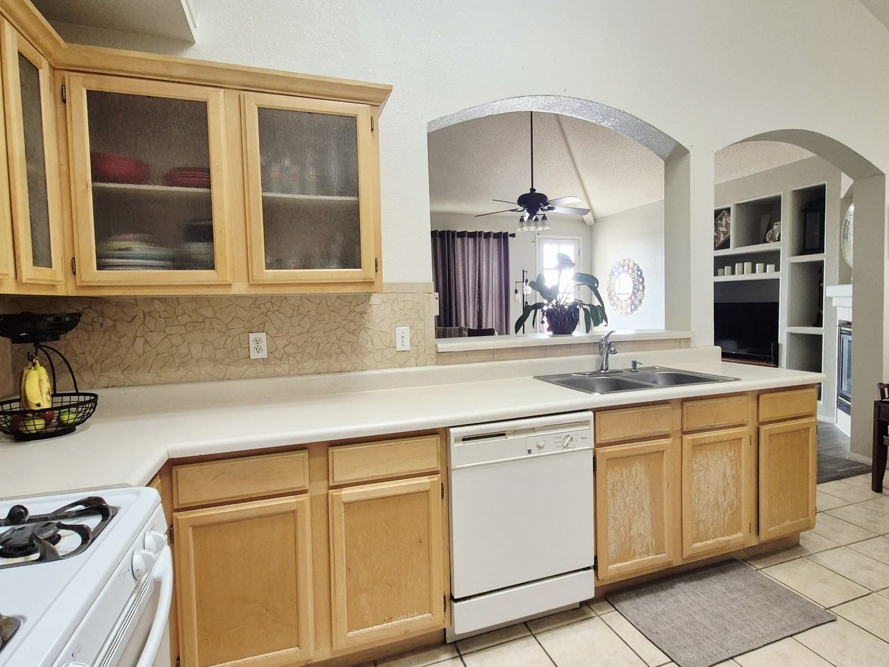 1412 Stone Pointe Way #NA - Photo 7 of 27