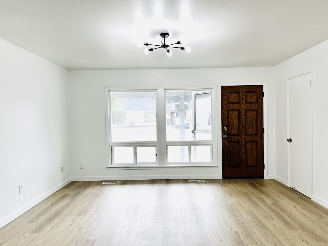 25818 19th Avenue South #1 - Photo 3 of 18