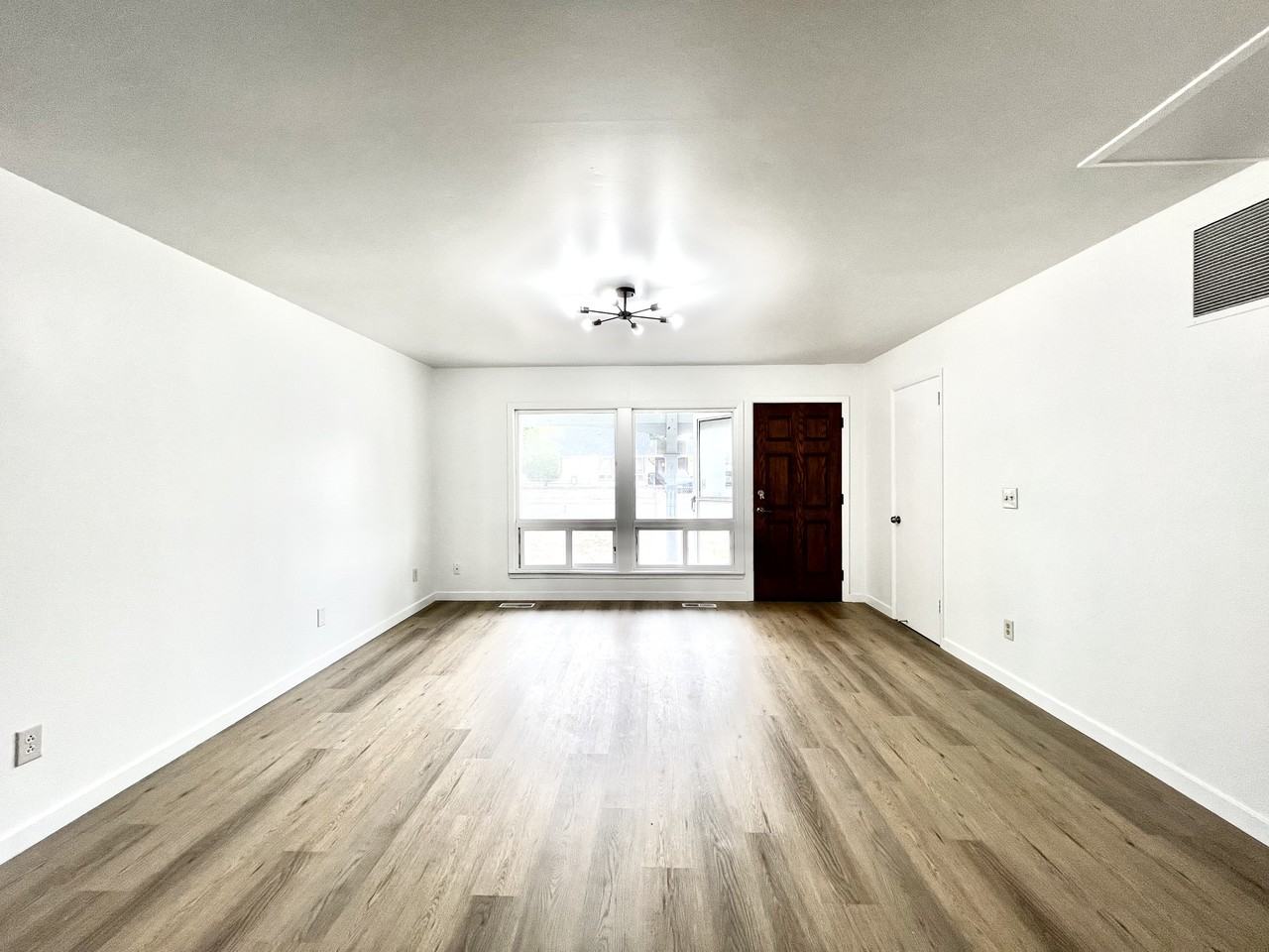 25818 19th Avenue South #1 - Photo 4 of 18