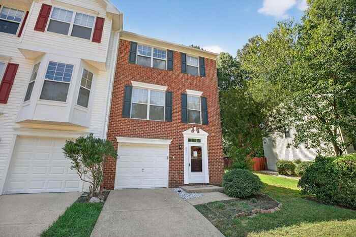 8221 Sir Michael Pl - Photo 2 of 15