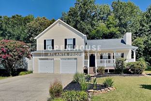 2202 Dresden Grn Nw - Photo 1 of 1