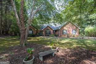 235 Masters Dr - Photo 1 of 1