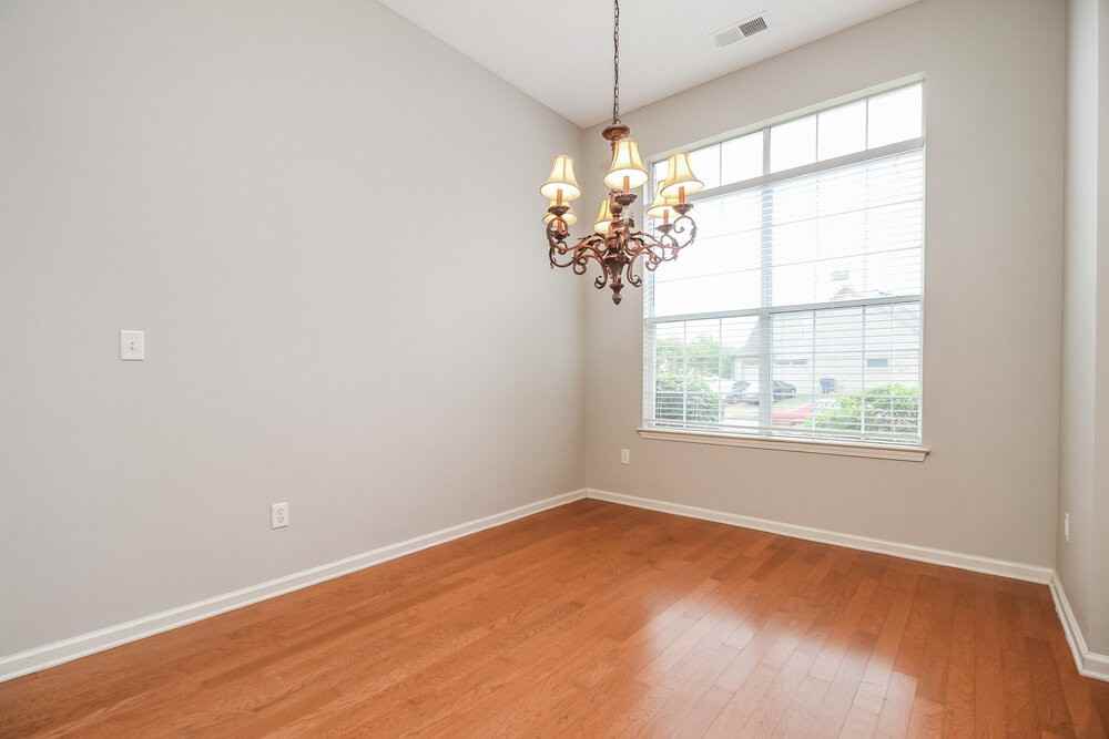 10237 Hamilton View Dr - Photo 7 of 17