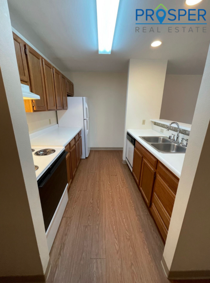 TE218X - Photo 7 of 50