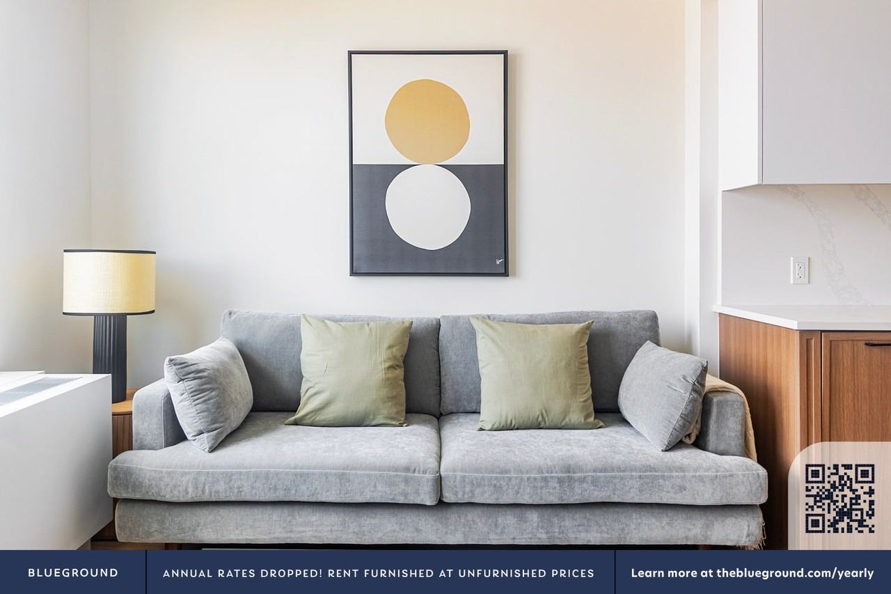 159 Boerum St #2013 - Photo 4 of 27