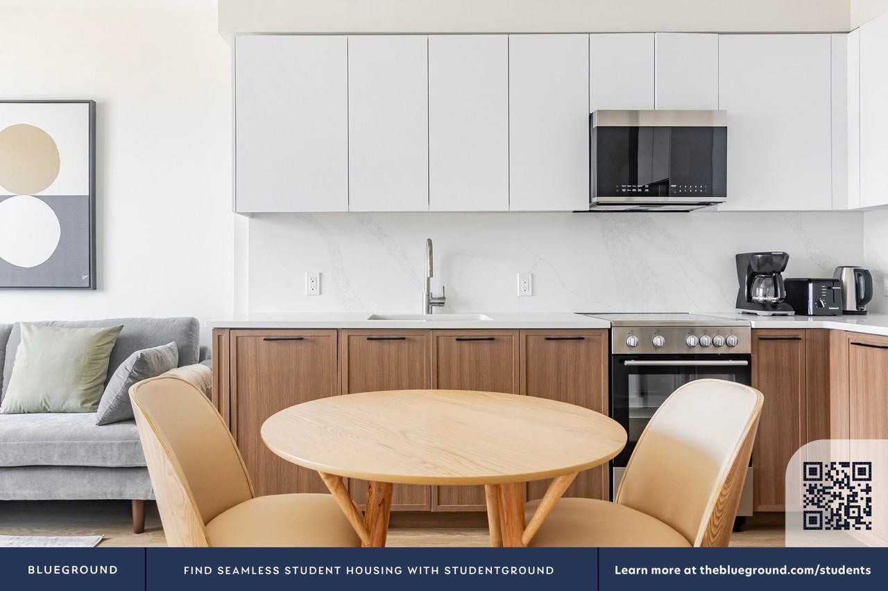 159 Boerum St #2013 - Photo 7 of 27