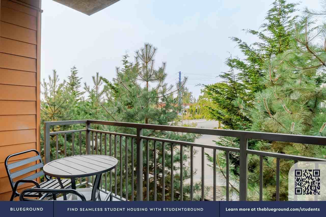 15522 Northeast 22nd Place - Photo 7 of 41