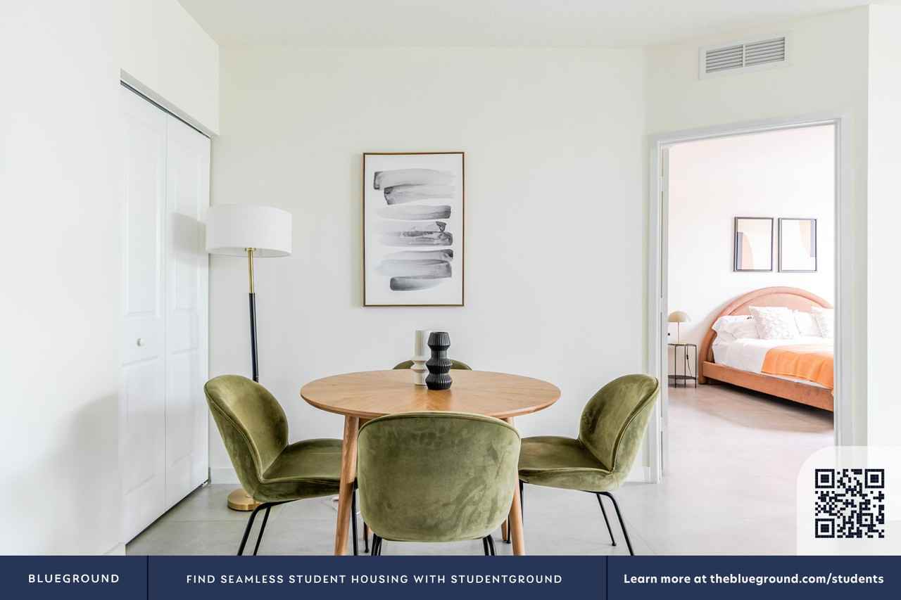 729 Northwest 2nd Street - Photo 7 of 48