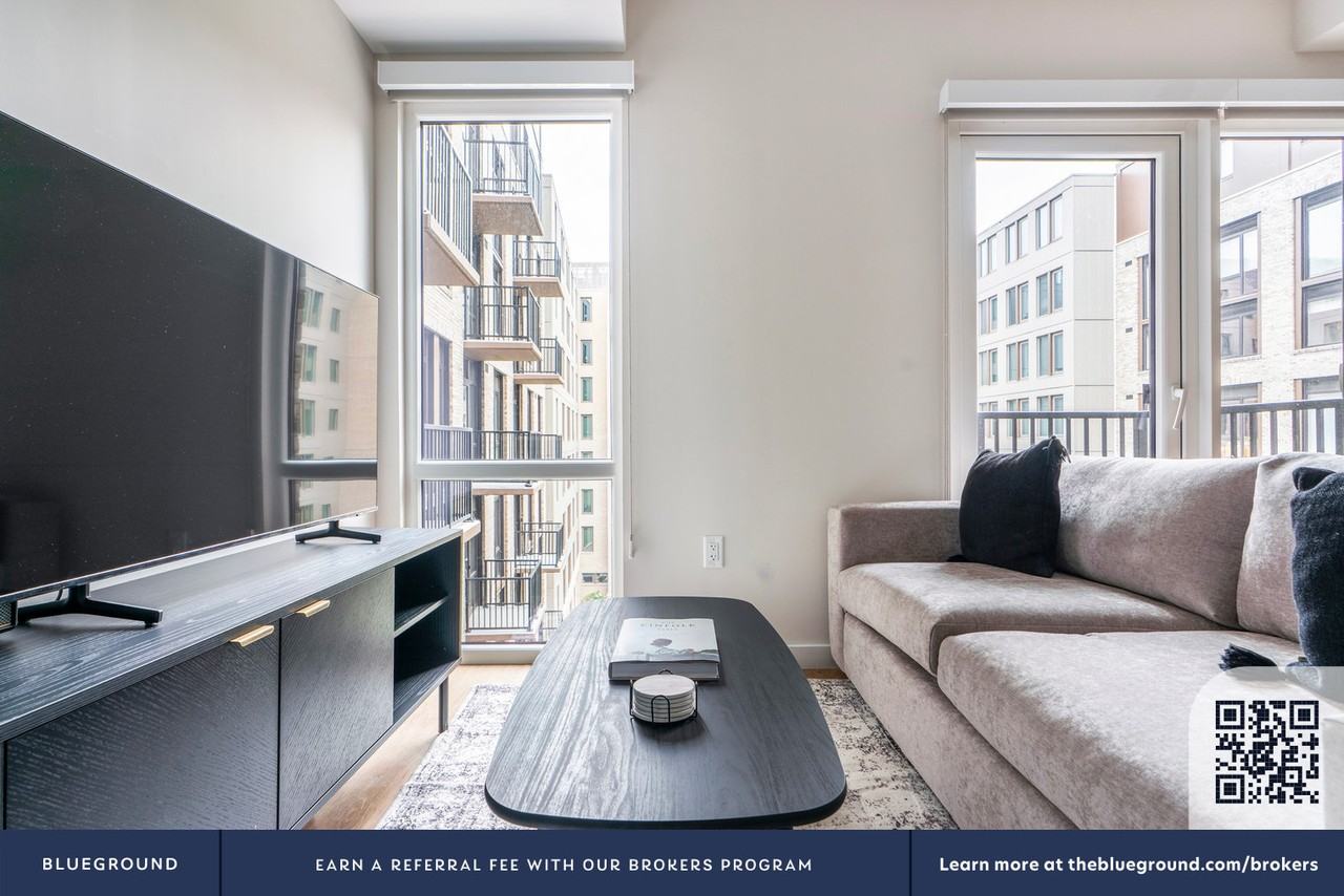 2601 14th St Nw #1130 - Photo 5 of 30