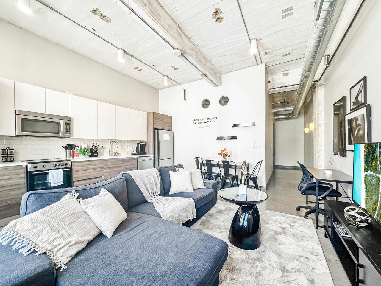 555 Evergreen St #1134626P - Photo 2 of 9