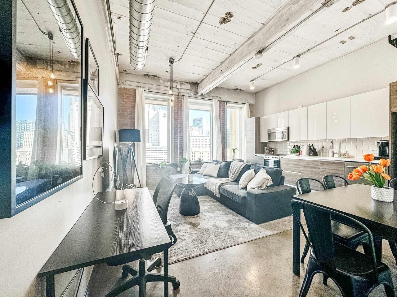 555 Evergreen St #1134626P - Photo 3 of 9