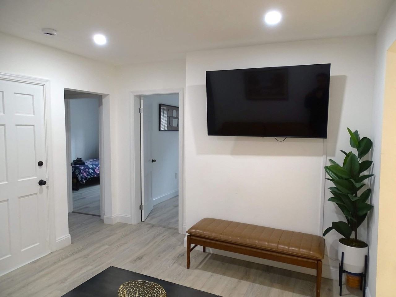 18 Pleasant St #1271287P - Photo 2 of 21