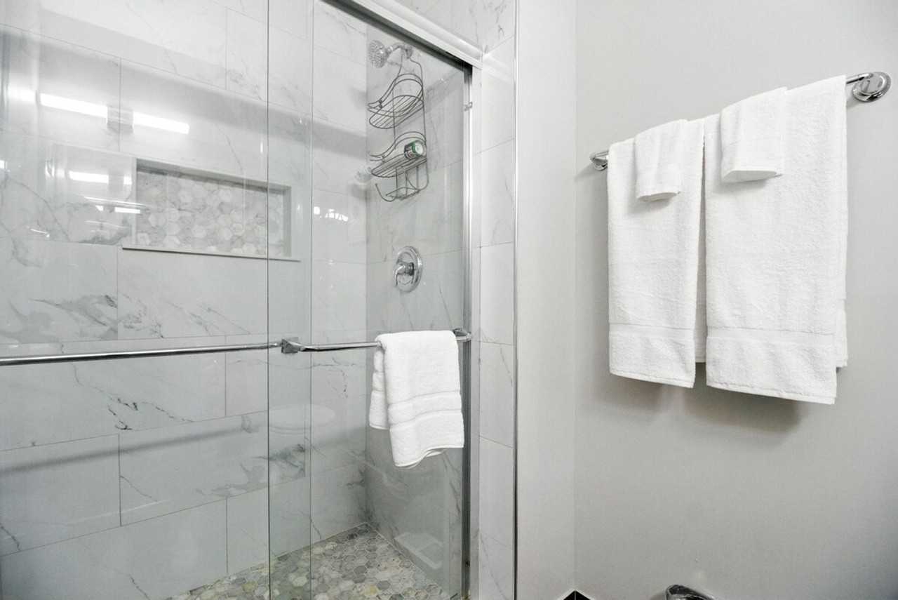 1908 Kingsley Dr #1285094P - Photo 2 of 14