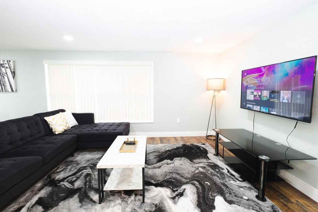 3101 E 21st Ave #1290288P - Photo 4 of 48