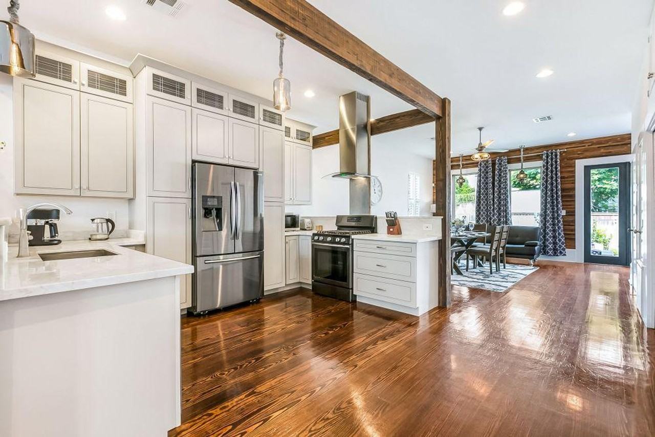 1512 Baronne St #1291878P - Photo 2 of 26