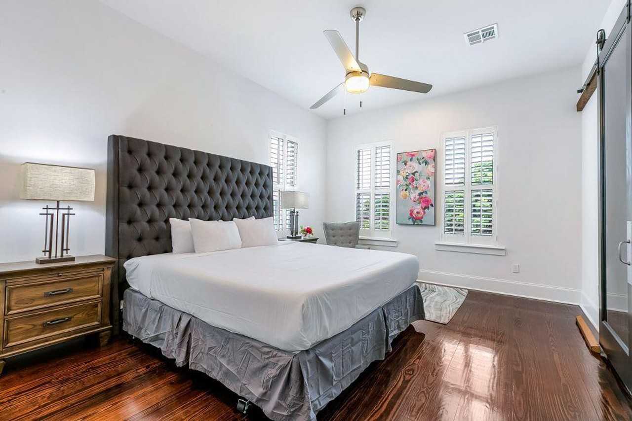 1512 Baronne St #1291878P - Photo 4 of 26