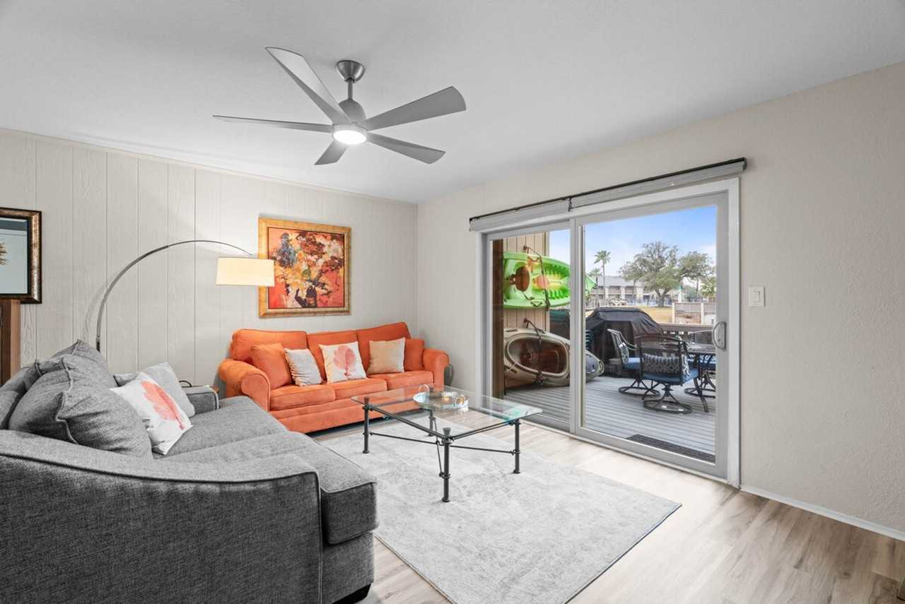 1902 Bayhouse Dr #1295573P - Photo 2 of 41