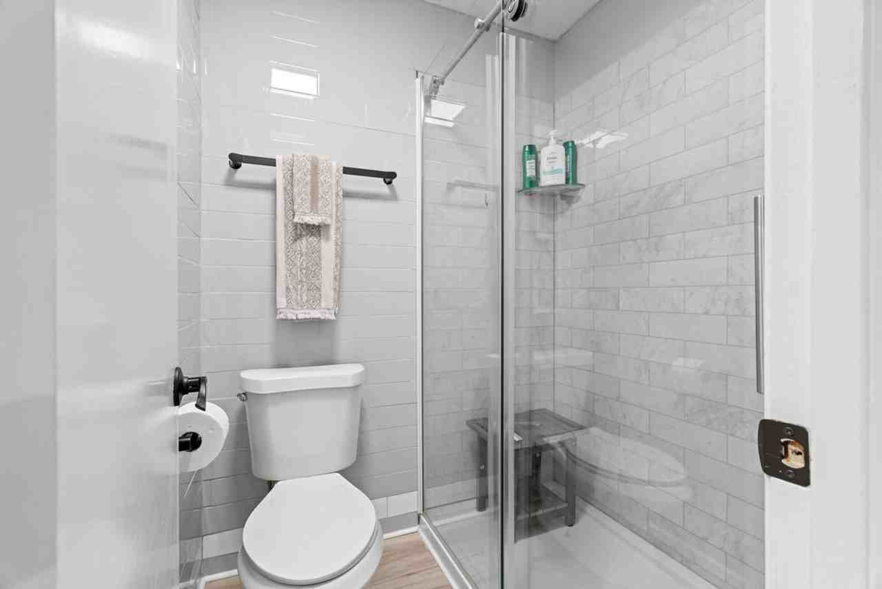 1902 Bayhouse Dr #1295573P - Photo 5 of 41