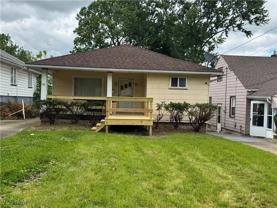746 Cambridge Ave - Photo 1 of 1