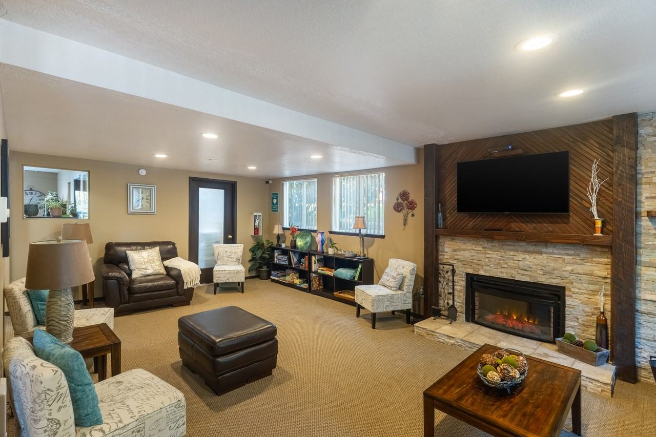 Oswego Cove - Photo 7 of 68