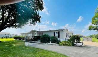 493 Waterway Rd - Photo 1 of 1