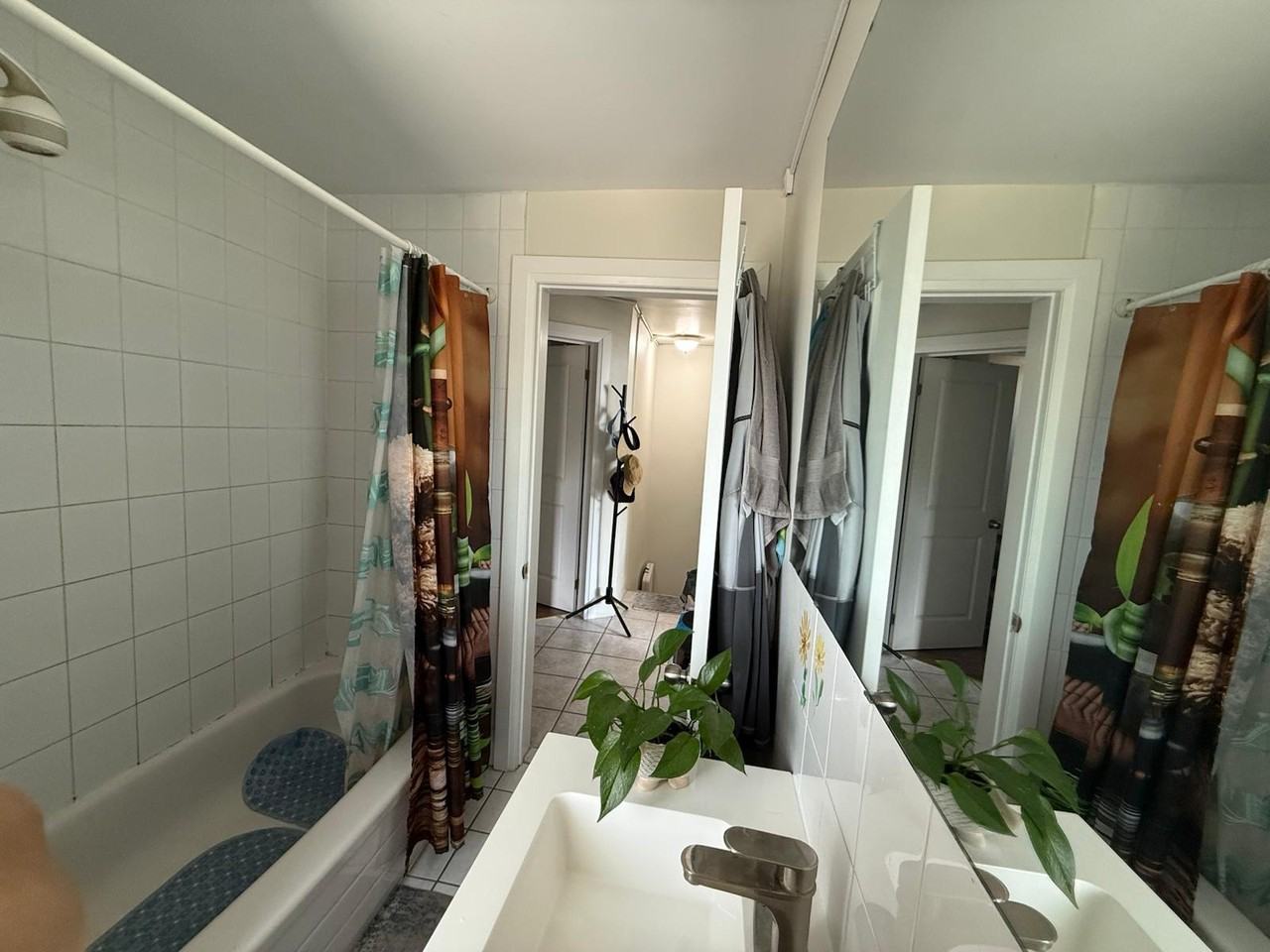 54 Mimico Avenue #B - Photo 2 of 6