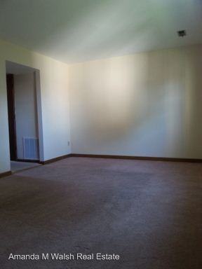 358 Union St - Photo 3 of 9