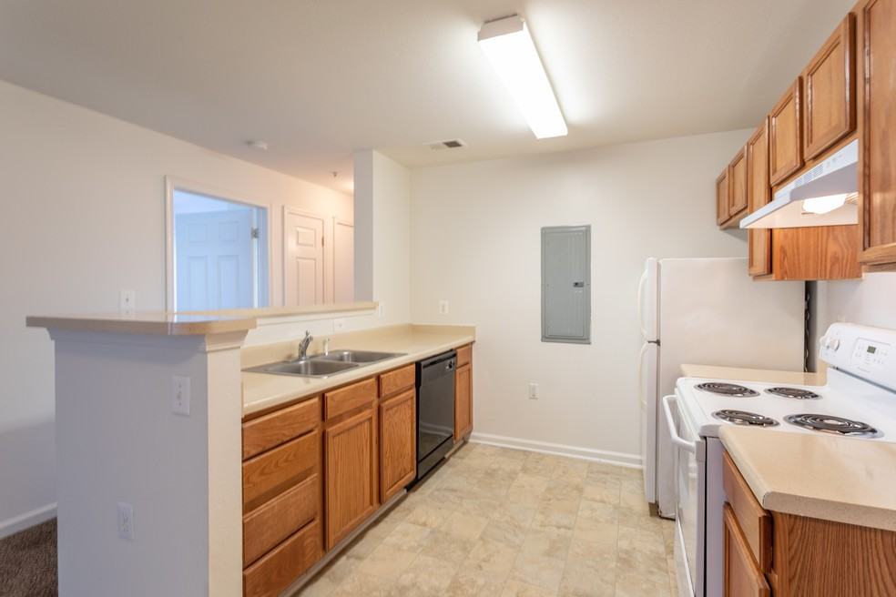 Orchard Mills Apartments - Photo 3 of 22