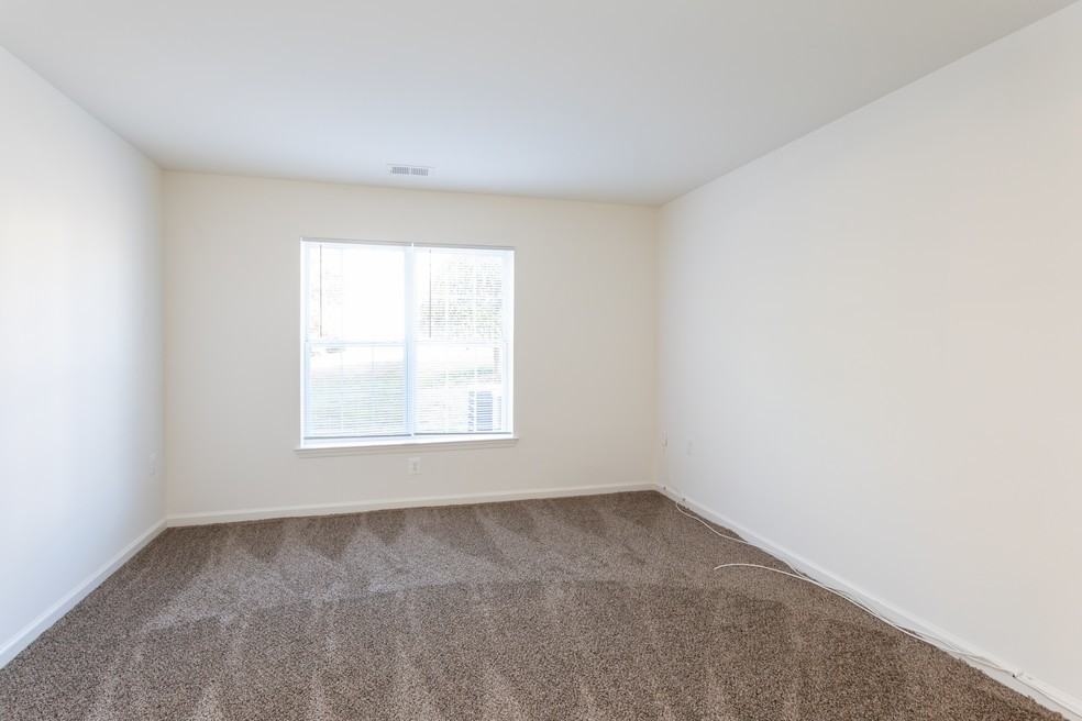 Orchard Mills Apartments - Photo 5 of 22