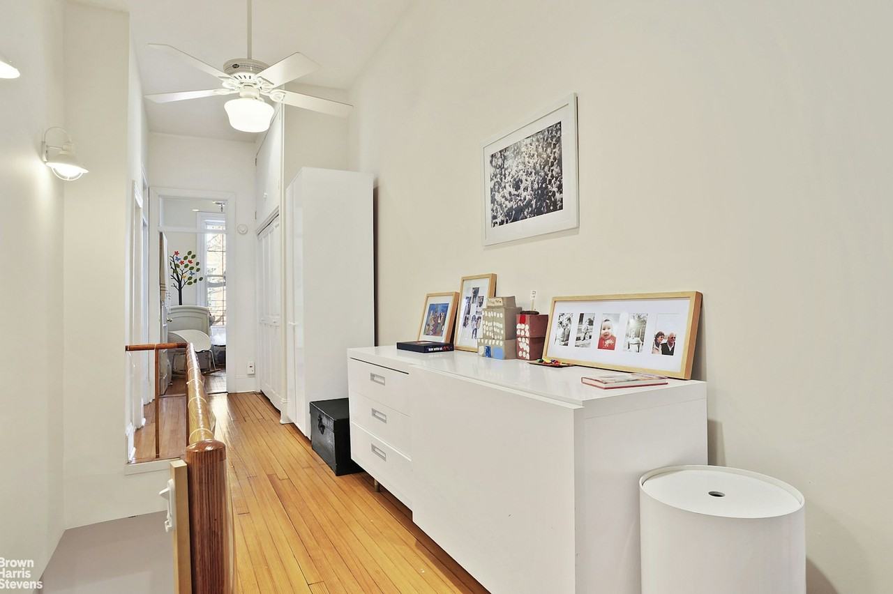 20 W 16th St - Photo 6 of 10