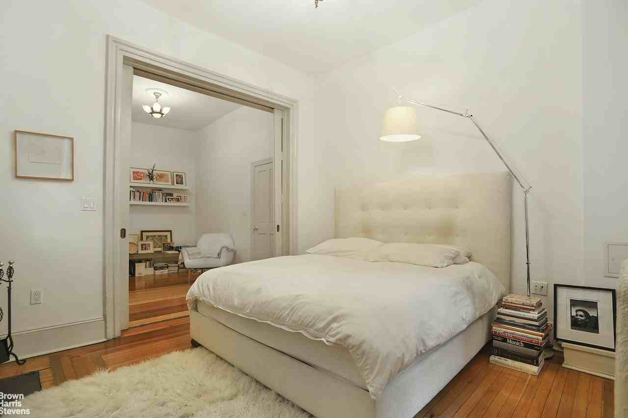 20 W 16th St - Photo 7 of 10