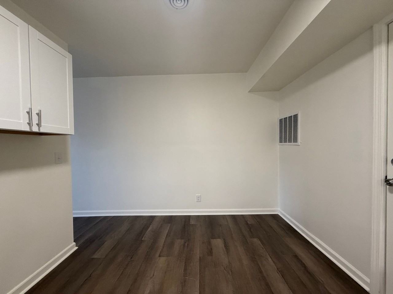 Cypress Townhomes - Photo 6 of 20