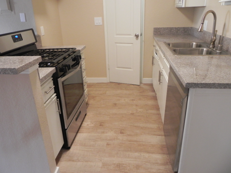 8602 West Chapman Avenue - Photo 3 of 28