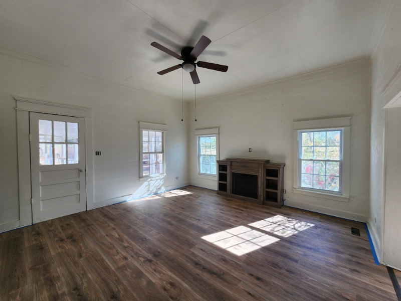 683 Pummy Rd - Photo 3 of 12